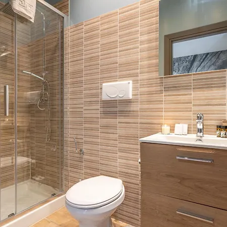 Πανσιόν Colosseo Terrestre 4*