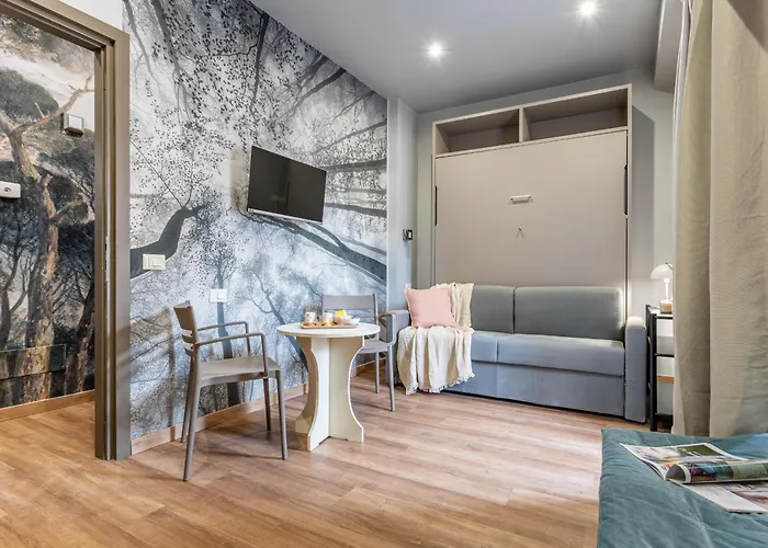 Colosseo Terrestre Rome